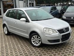 Silber Gebraucht 2007 VW Polo Trendline Kleinwagen | 2.999 € (Fairer Preis)