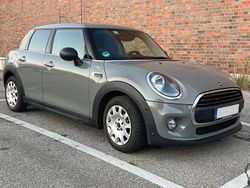 Grau Gebraucht 2019 Mini ONE Kleinwagen | 13.800 € (Guter Preis)