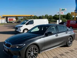Grau Gebraucht 2019 BMW 330 Shadowline Limousine | 28.990 € (Superpreis)