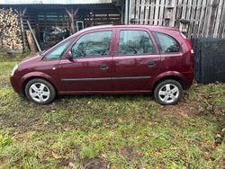 Rot Gebraucht 2004 Opel Meriva Van / Kleinbus | 499 € (Superpreis)