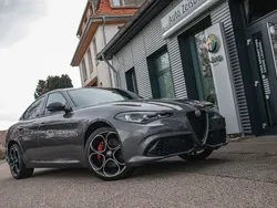 Grigio vesuvio Gebraucht 2023 Alfa Romeo Giulia Veloce Limousine | 37.900 € (Fairer Preis)