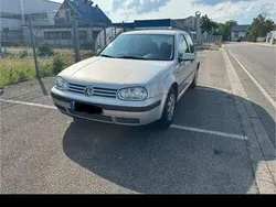 Grau Gebraucht 1998 VW Golf IV Kleinwagen | 1.100 € (Teuer)