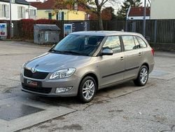 Beige Gebraucht 2013 Skoda Fabia Ambition Kombi | 6.250 €