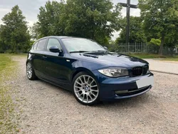 Blau Gebraucht 2010 BMW 116 Performance Kleinwagen | 3.600 € (Fairer Preis)