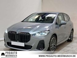 Grau Gebraucht 2024 BMW 218 Active Tourer M Sport Van / Kleinbus | 23.999 € (Superpreis)