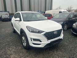 Weiß Gebraucht 2019 Hyundai Tucson Style SUV | 14.900 € (Guter Preis)