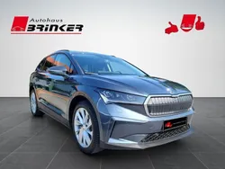 Grau Gebraucht 2021 Skoda Enyaq iV Loft SUV | 28.930 € (Guter Preis)