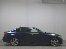 Schwarz Gebraucht 2020 BMW 320 M Sport Kombi | 22.990 € (Teuer)