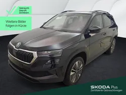Schwarzmagic perleffekt Gebraucht 2025 Skoda Karoq Tour SUV | 34.849 € (Fairer Preis)