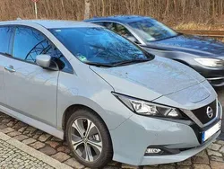 Grau Gebraucht 2021 Nissan Leaf N-Connecta Kleinwagen | 16.990 € (Fairer Preis)