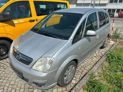Starsilber Gebraucht 2010 Opel Meriva Edition Van / Kleinbus | 2.400 € (Etwas zu teuer)