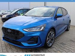 Blau Neu 2025 Ford Focus ST-Line X Kombi | 32.482 € (Fairer Preis)