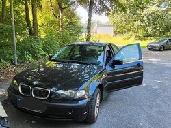 Schwarz Gebraucht 2005 BMW 316 Limousine | 2.800 € (Etwas zu teuer)