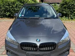 Grau Gebraucht 2015 BMW 218 Active Tourer Van / Kleinbus | 5.990 €
