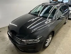 Grau Gebraucht 2021 VW Passat Business Limousine | 14.875 € (Guter Preis)