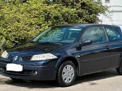 Blau Gebraucht 2008 Renault Mégane III Limousine | 999 €