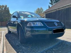 Grün Gebraucht 2001 VW Passat Limousine | 3.950 € (Teuer)
