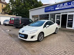 Weiß Gebraucht 2012 Peugeot 308 CC Allure Cabrio | 4.950 € (Fairer Preis)