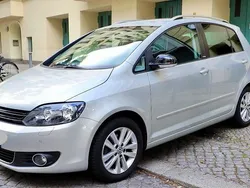 Silber Gebraucht 2011 VW Golf Plus Style Van / Kleinbus | 10.800 € (Teuer)
