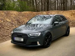 Grau Gebraucht 2019 Audi A3 Sportback Kombi | 21.000 € (Etwas zu teuer)