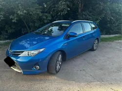 Blau Gebraucht 2013 Toyota Auris Hybrid Kombi | 8.800 € (Fairer Preis)