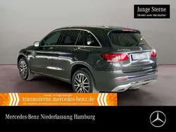 Grau Gebraucht 2021 Mercedes GLC300e SUV | 35.890 € (Fairer Preis)