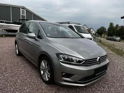 Tungsten silver metallic Gebraucht 2017 VW Golf Sportsvan Highline Van / Kleinbus | 14.900 € (Guter Preis)