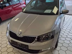 Cappuccinobeige metallic Gebraucht 2018 Skoda Fabia Drive Kleinwagen | 11.290 € (Fairer Preis)