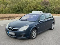 Blau Gebraucht 2005 Opel Signum Kombi | 1.500 € (Fairer Preis)