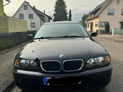 Schwarz Gebraucht 2003 BMW 316 Limousine | 900 € (Superpreis)