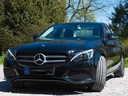 Schwarz Gebraucht 2016 Mercedes C200 Avantgarde Limousine | 22.900 € (Fairer Preis)