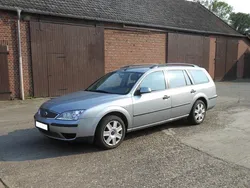 Grau Gebraucht 2006 Ford Mondeo Kombi | 4.950 €