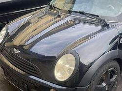 Schwarz Gebraucht 2003 Mini Cooper Kleinwagen | 1.100 €