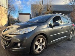 Lack grau shark/metallic Gebraucht 2010 Peugeot 207 Premium Kombi | 1.200 € (Fairer Preis)