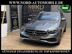 Grau Gebraucht 2022 Mercedes E300 Avantgarde Limousine | 30.400 € (Guter Preis)