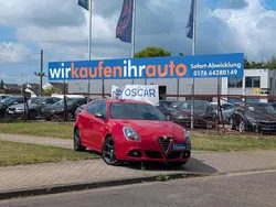 Rot Gebraucht 2016 Alfa Romeo Giulietta Quadrifoglio Verde Kleinwagen | 11.399 € (Guter Preis)