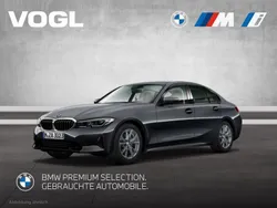 Grau Gebraucht 2022 BMW 330 Sport Line Limousine | 30.770 € (Fairer Preis)