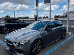 Grau Gebraucht 2020 Mercedes A180 AMG line Limousine | 25.200 € (Fairer Preis)