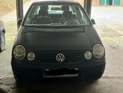 Blau Gebraucht 2003 VW Polo Kleinwagen | 450 € (Fairer Preis)