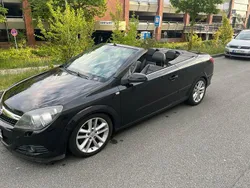 Schwarz Gebraucht 2007 Opel Astra Cabriolet Cabrio | 2.800 €
