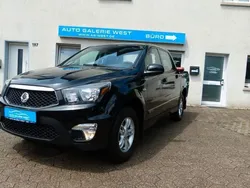Schwarz Gebraucht 2014 Ssangyong Actyon Crystal SUV | 10.690 €