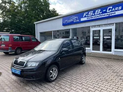 Schwarz Gebraucht 2007 Skoda Fabia Cool Edition Limousine | 690 € (Guter Preis)