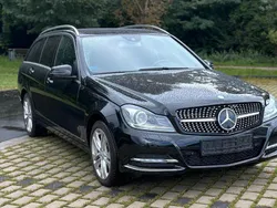 Schwarz Gebraucht 2013 Mercedes 200 Kombi | 6.999 €