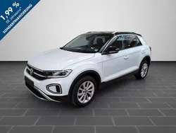 Pure white Gebraucht 2024 VW T-Roc Style SUV | 27.950 € (Guter Preis)