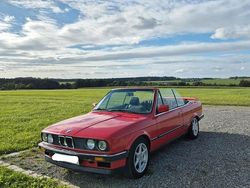 Rot Gebraucht 1989 BMW 320 Cabriolet Cabrio | 29.900 €