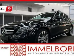 Obsidianschwarz metalliclack (metallic) Gebraucht 2021 Mercedes C300e Kombi | 21.790 € (Guter Preis)