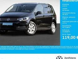 Deep black perleffekt Gebraucht 2024 VW Touran Comfortline Van / Kleinbus | 31.039 € (Guter Preis)