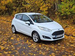 Weiß Gebraucht 2015 Ford Fiesta Titanium Kleinwagen | 6.490 € (Fairer Preis)