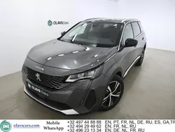 Grau Gebraucht 2021 Peugeot 5008 GT-line Van / Kleinbus | 19.118 € (Fairer Preis)