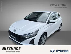 Weiss Neu 2025 Hyundai i20 Select Limousine | 18.950 € (Fairer Preis)